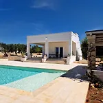 Panoramic Bianca By Itrialuxurystays Villa *